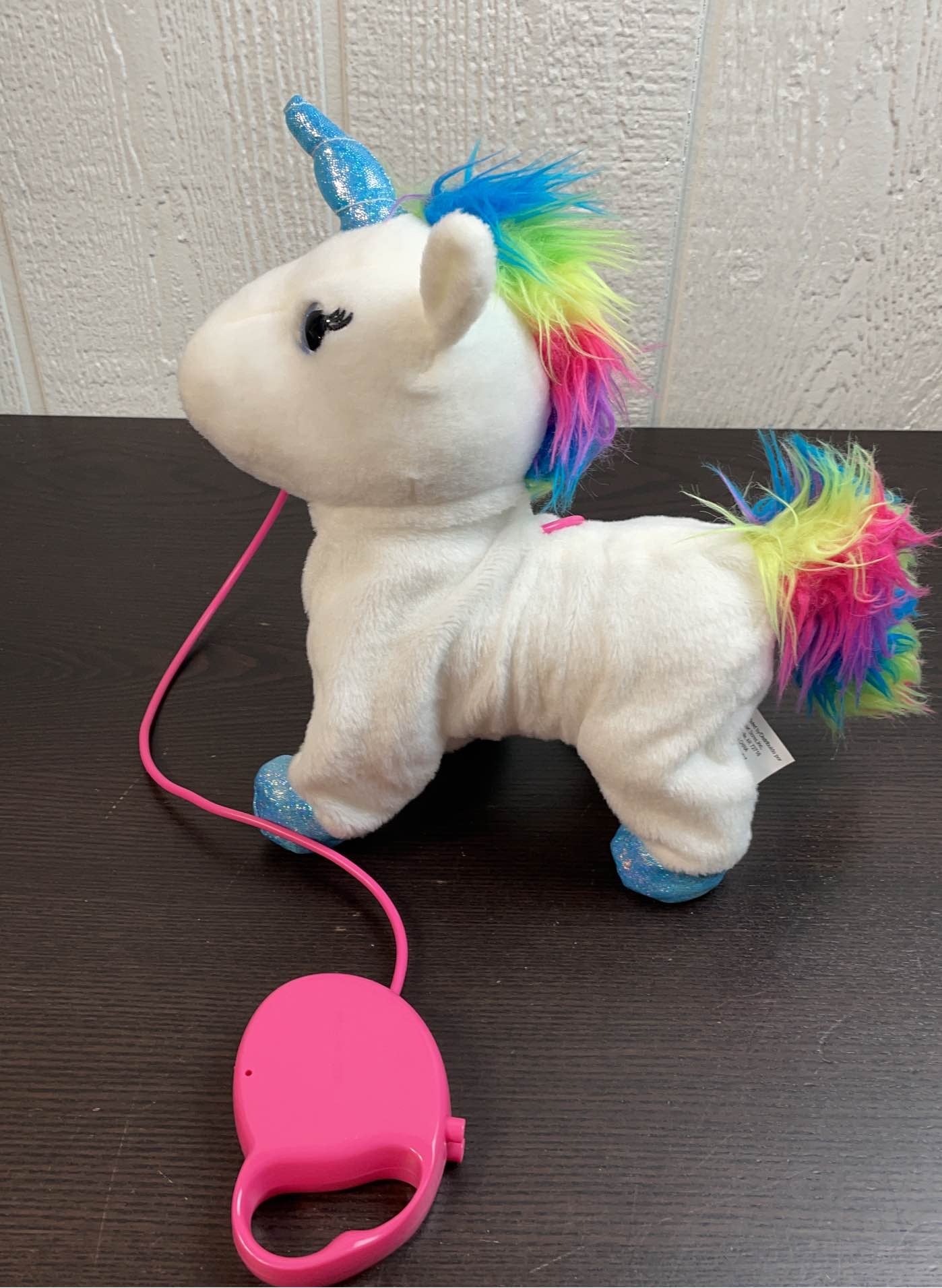 Walking unicorn store toy kid connection