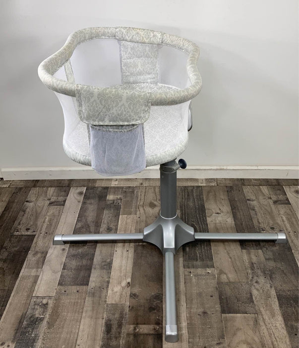 secondhand Halo BassiNest Swivel Sleeper, Premiere Series
