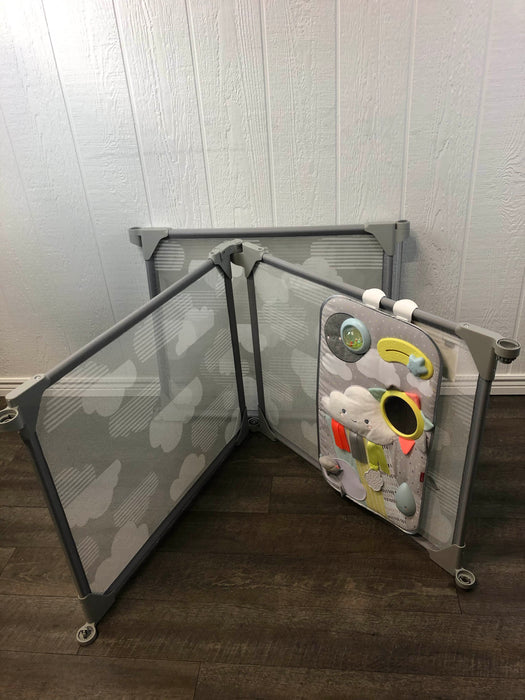 secondhand Skip Hop Playview Expandable Enclosure