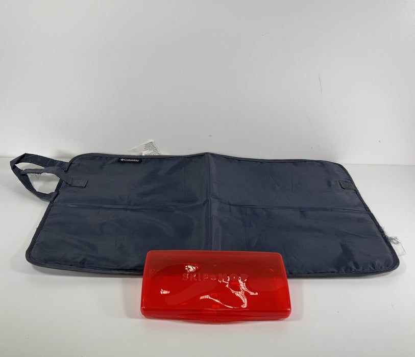 Shop Skip Hop Fold Up Changing Pad, & Wipe Container at GoodBuy Gear