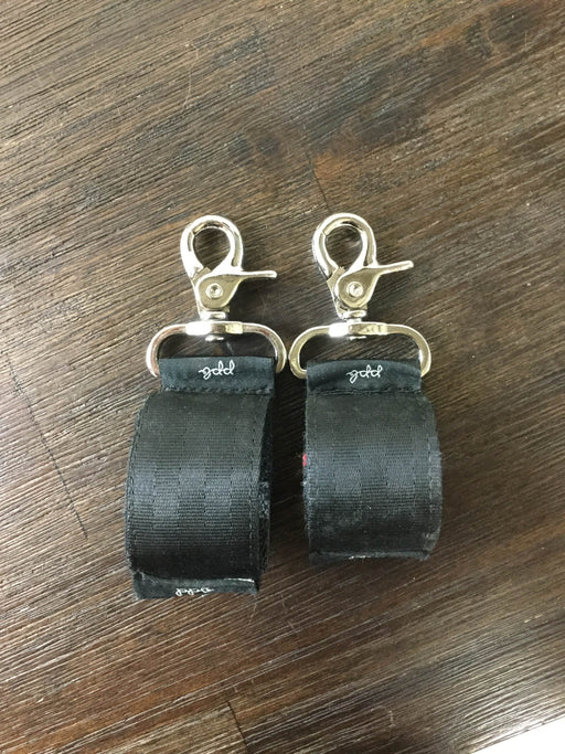 secondhand Petunia Pickle Bottom Valet Stroller Clips