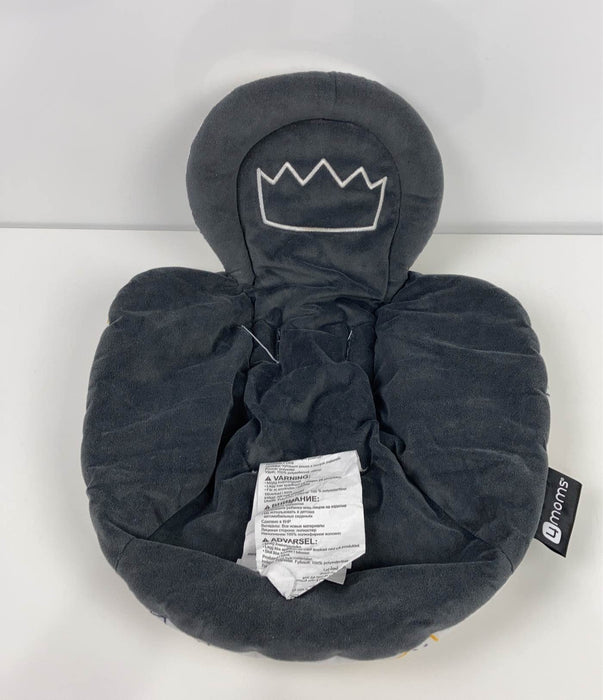 Shop 4moms Reversible Newborn Insert, Little Royal at GoodBuy Gear