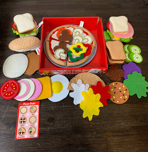 used Melissa & Doug Felt Play Pizza & Sandwich Set