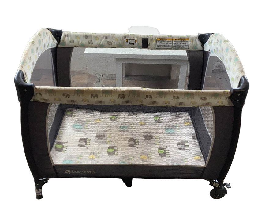 Baby Trend Lil Snooze Deluxe II Nursery Center