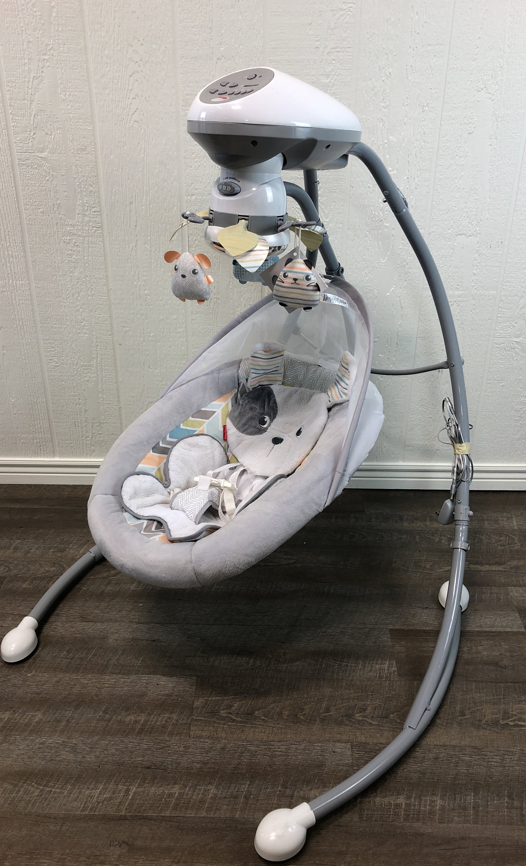 Fisher price hot sale snugapuppy swing