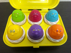 secondhand TOMY Hide And Squeak Eggs