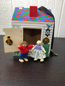 secondhand Melissa & Doug Take-Along Wooden Doorbell Dollhouse