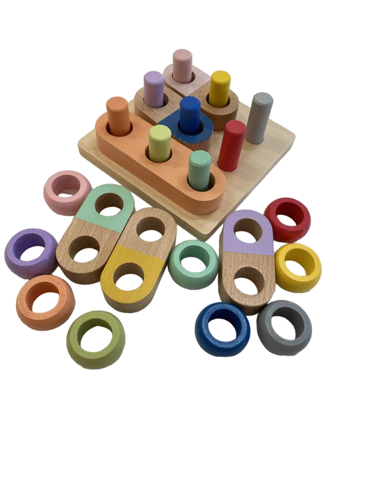 secondhand KiwiCo Panda Crate Peg Board with Beads and Bars