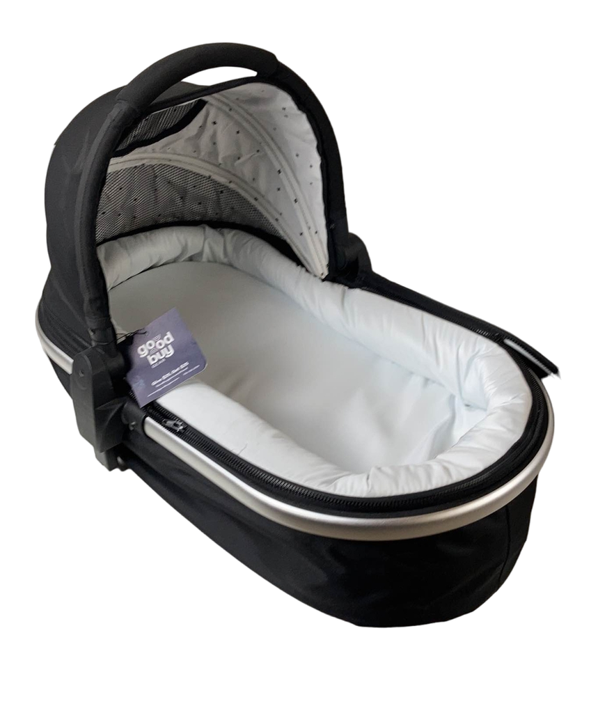 Mockingbird 2021, Black