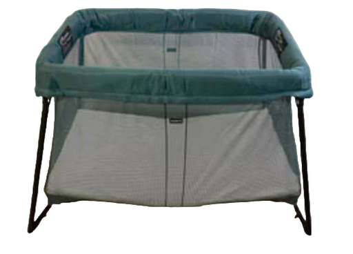 used BabyBjorn Travel Crib Light, Dark Green