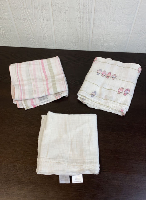 used Aden + Anais Cotton Muslin Swaddles