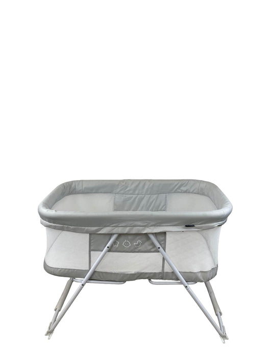 used MiClassic Rocking Bassinet One-second Fold Travel Crib