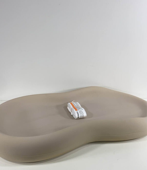 Shop Keekaroo Peanut Changing Pad, Vanilla at GoodBuy Gear