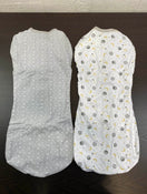 secondhand SwaddleMe Arms Free Convertible Pod 2pk, Star Moon Large 4-6 months