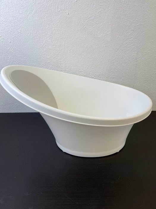 Shop Beaba Shnuggle Baby Bath, White/Grey at GoodBuy Gear