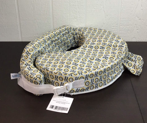 used My Brest Friend Nursing Pillow