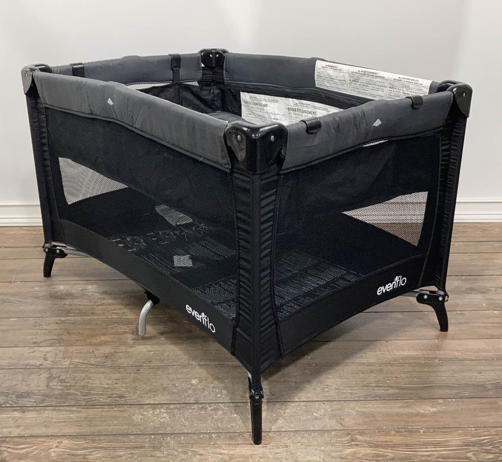 Evenflo Portable Classic BabySuite Playard