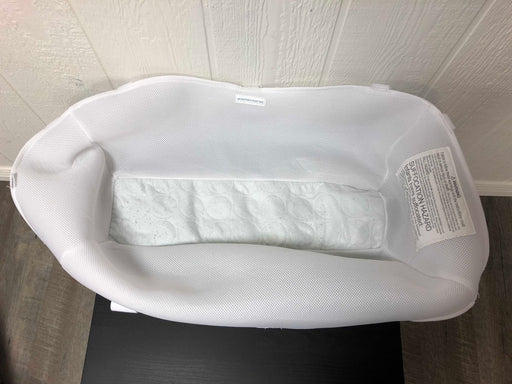 secondhand Halo Bassinest Newborn Insert