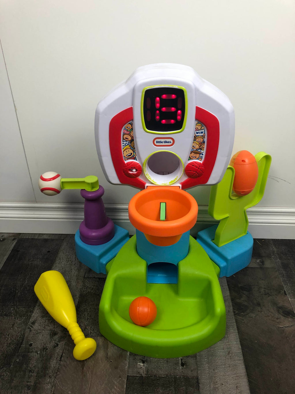 Little Tikes Discover Sounds Sports Center
