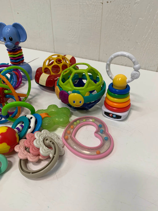 secondhand BUNDLE Grasping Toys