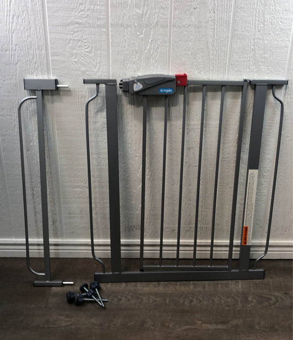 used Regalo Easy Open Safety Gate