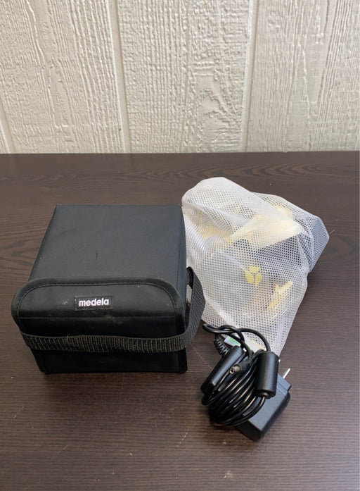 used Medela Pump In Style Advanced Breast Pump, With Accessories