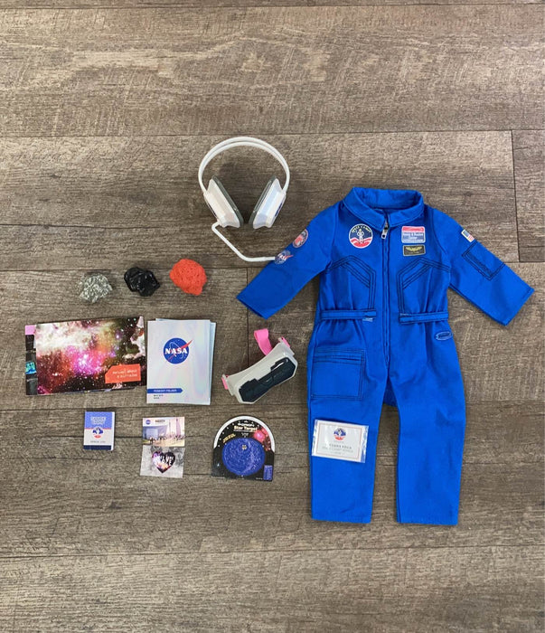 American Girl Luciana's Mars Habitat Space Center