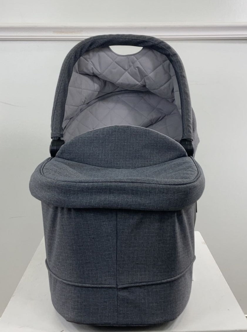 graco modes avant stroller Graco Premier Modes Avant Carry Cot