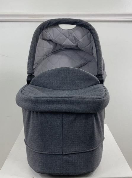 graco premier avant stroller Graco Premier Modes Avant Carry Cot