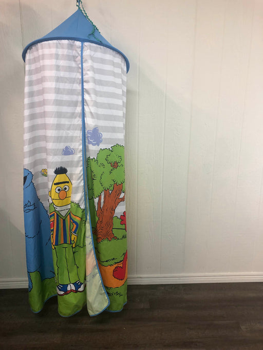 used BUNDLE Sesame Street Canopy