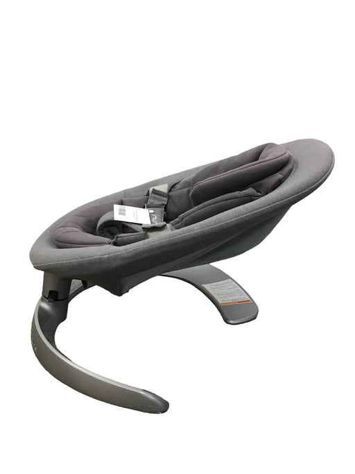 secondhand Nuna LEAF Grow Seat