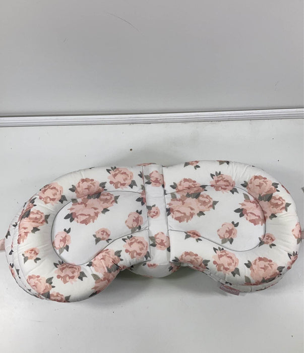 used Infantino Elevate Adjustable Nursing Pillow