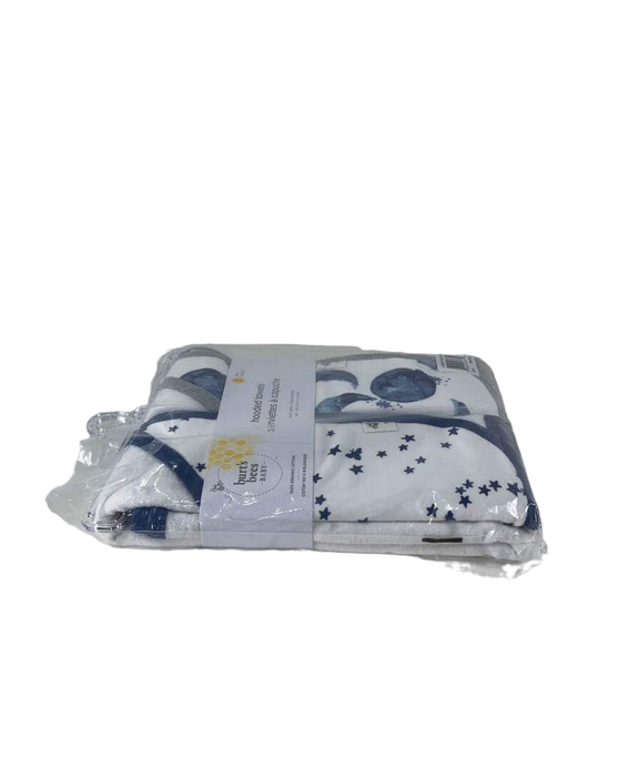 Shop Burt's Bees Baby Hooded Bath Towels 2 Pack, Hello Moon at GoodBuy Gear
