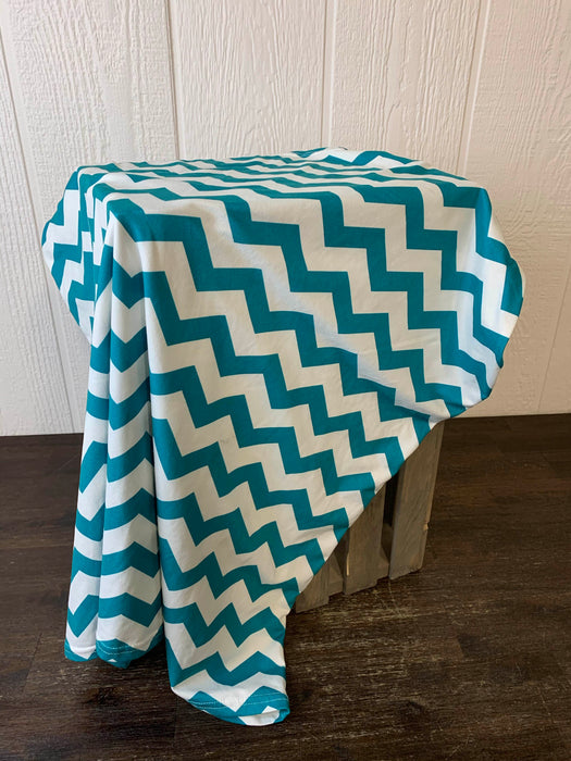 used Qaqadu Multi Purpose Nursing Cover