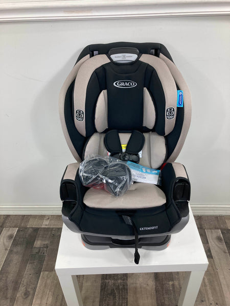 Graco Extend2Fit 3-in-1 Car Seat (Extend2Fit 3 in 1, Stocklyn)