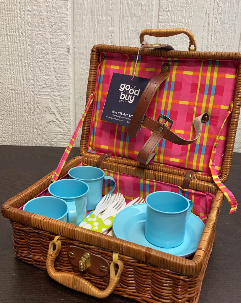Childrens Picnic Basket with Accessories