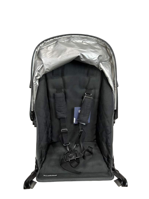 secondhand UPPAbaby VISTA RumbleSeat, Pre-2015, Jake (Black), 2012