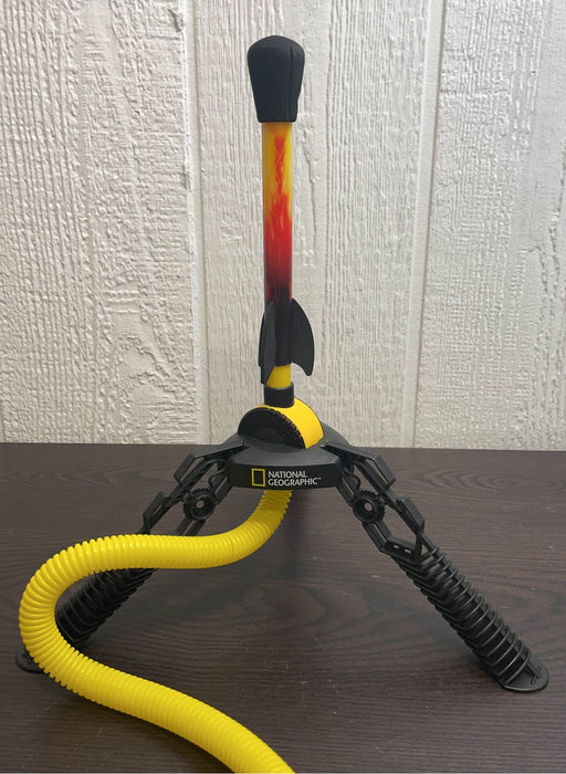 secondhand National Geographic Light-Up Air Rockets Kit