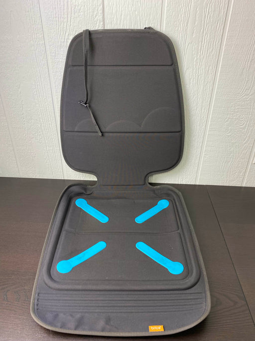 used Munchkin Elite Seat Guardian