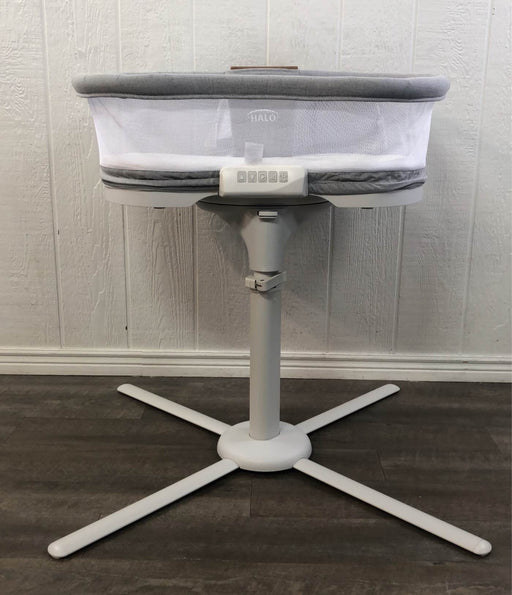 Shop Halo BassiNest Swivel Sleeper, Luxe Plus Series at GoodBuy Gear