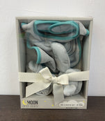 used Moon & Stars Bib And Bootie Set