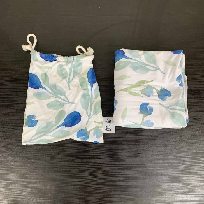 Shop Breastfeeding/Car Seat/High Chair Cover at GoodBuy Gear