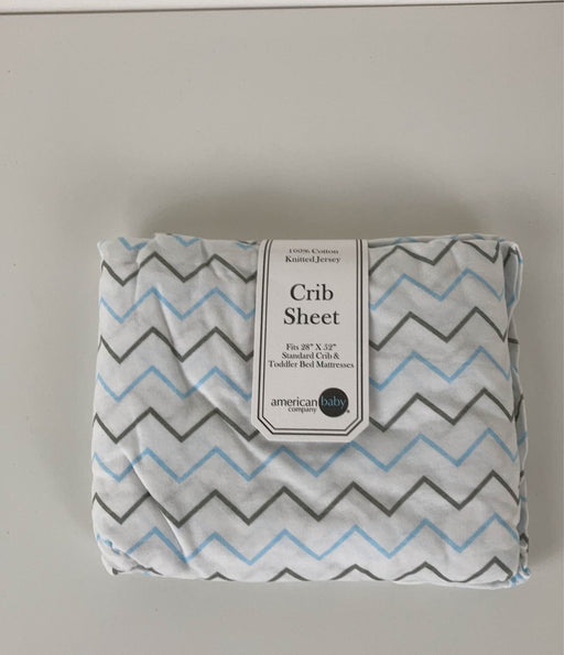 used American Baby Crib Sheet, Zig Zag