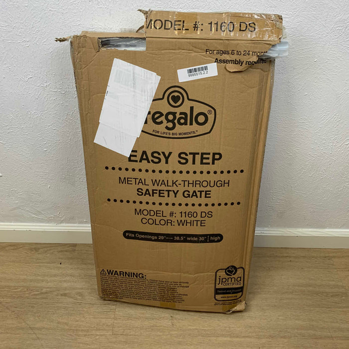 used Regalo Easy Step Gate
