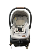 secondhand Maxi-Cosi Zelia2 Luxe Travel System, 2023, Network Sand