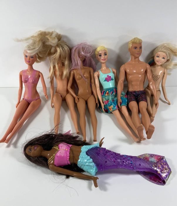 used BUNDLE Barbies