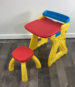 used Crayola Play 'N Fold 2-in-1 Art Studio