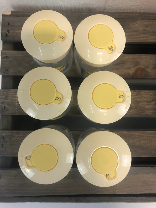 Shop Medela Breast Milk Storage Solution at GoodBuy Gear