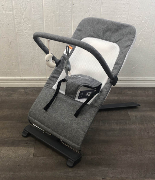 used Baby Delight Go With Me Alpine Deluxe Portable Bouncer