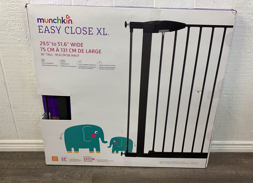 used Munchkin Easy Close XL Metal Wide Baby Gate